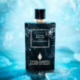 Simone Andreoli Silver MAble zwart Parfumfles met een ijslaag staande op een ijsplaat